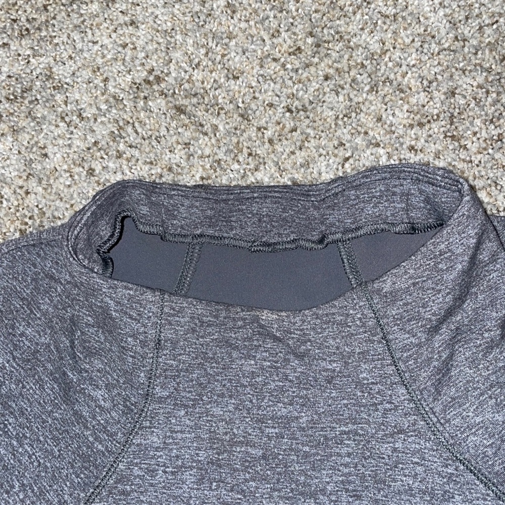 Lululemon Cropped Athletic Pullover - image 5